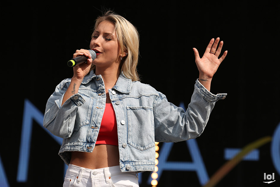 radio B2 SchlagerHammer 2019 / Showact: Anna-Carina Woitschack