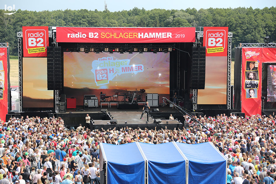 radio B2 SchlagerHammer 2019 / Showact: Bernhard Brink