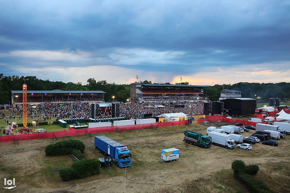 radio B2 SchlagerHammer 2019 / Showact: Fahrt mit dem TechniSat Heißluftballon