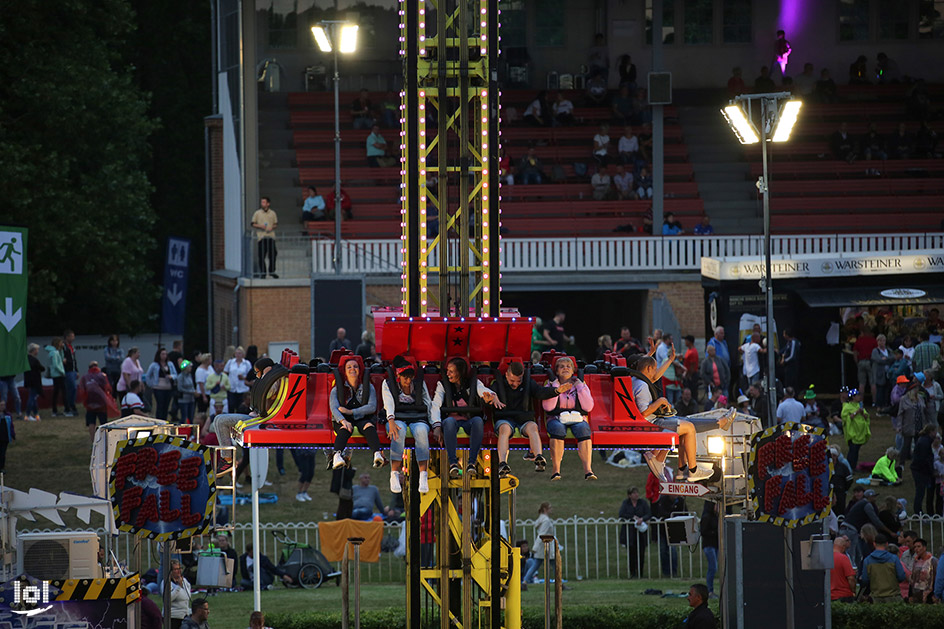 radio B2 SchlagerHammer 2019 / Showact: Fahrt mit dem TechniSat Heißluftballon