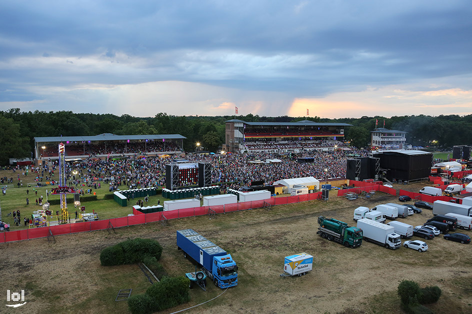 radio B2 SchlagerHammer 2019 / Showact: Fahrt mit dem TechniSat Heißluftballon