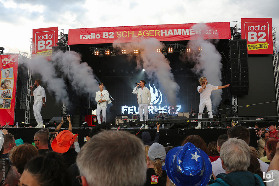 radio B2 SchlagerHammer 2019 / Showact: Feuerherz