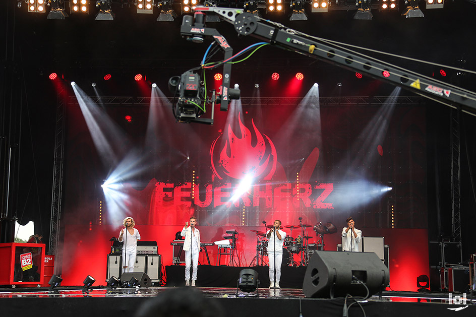 radio B2 SchlagerHammer 2019 / Showact: Feuerherz