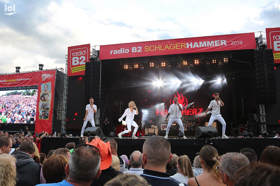 radio B2 SchlagerHammer 2019 / Showact: Feuerherz