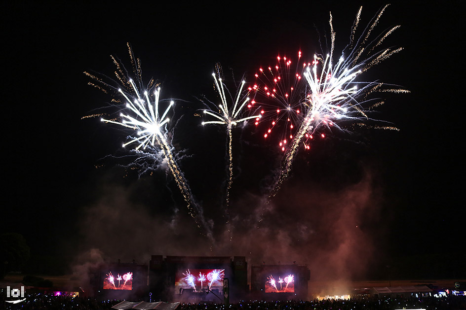 radio B2 SchlagerHammer 2019 / Showact: Feuerwerk & Lasershow