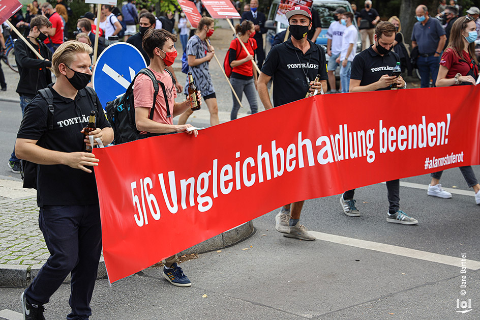 Demonstration der Veranstaltungsbranche:  „ALARMSTUFE ROT“