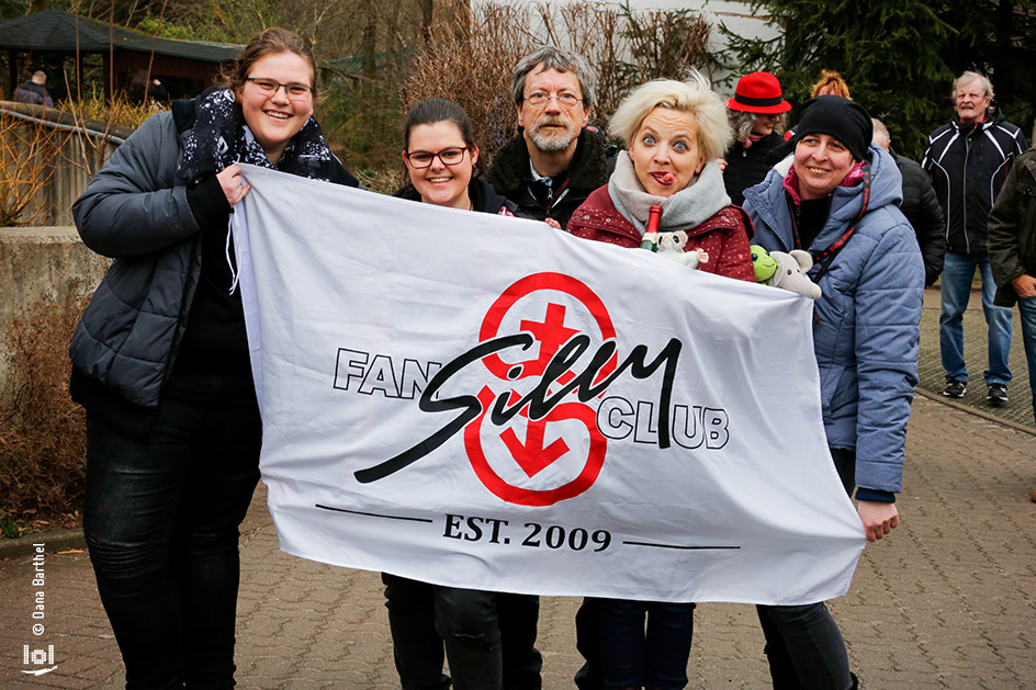 Eventfotografie: Dieter MASCHINE Birr und Uwe Hassbecker im Zoo der Minis // Tierpatenschaft und Taufe des Gleitflugbeutlers Hasi