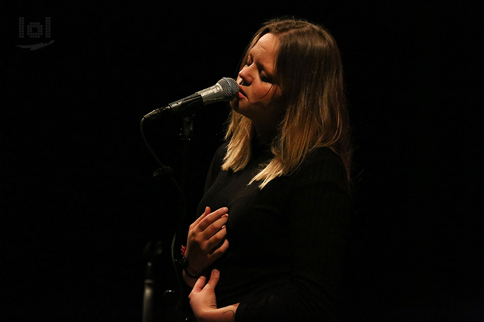 Lina Maly / Support bei Alexa Feser ZWISCHEN DEN SEKUNDEN