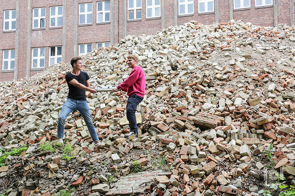 Bandportrait von NORTH COLLECTIVE beim alten Funkhaus der DDR