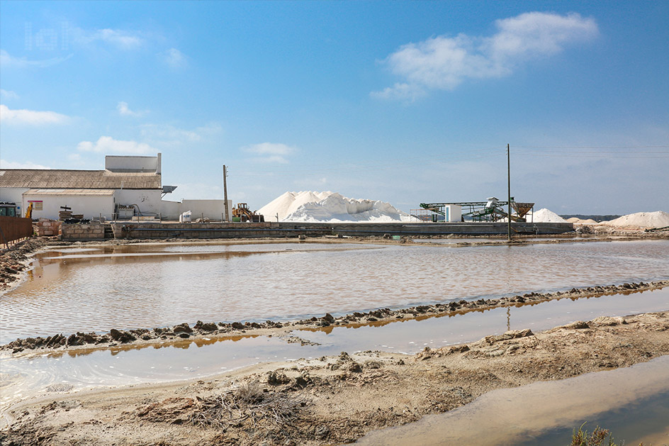 Salinas d´Es Trenc in Campos auf Mallorca / Salzberg