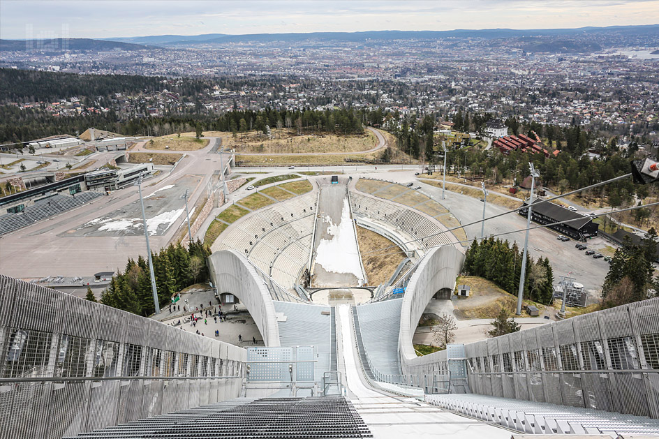 Aussicht vom Sprungturm des Holmenkollen, Oslo, Norwegen