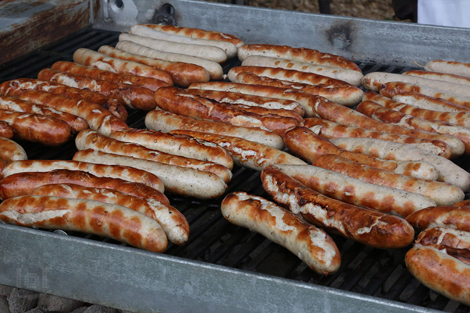 Polterabend: Grillwürste