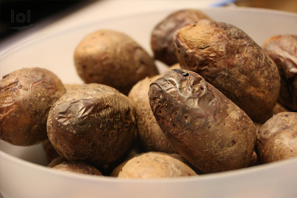 Kartoffeln für Klöße kochen