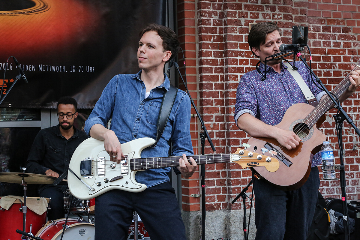 TREPTOW, live in concert bei der KNUST Acoustics Sommersession in Hamburg