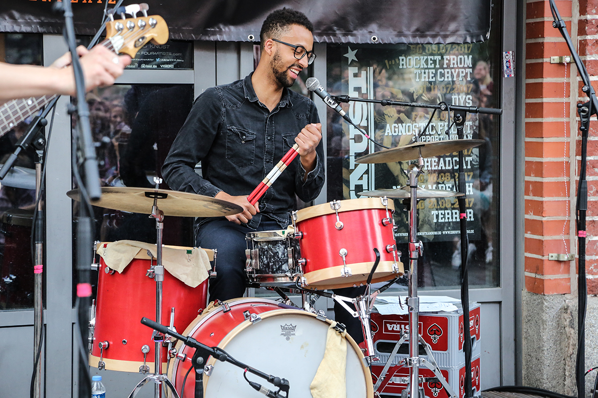 TREPTOW, live in concert bei der KNUST Acoustics Sommersession in Hamburg