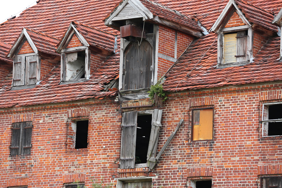 Lost Place: Alte Ruine in Basepohl