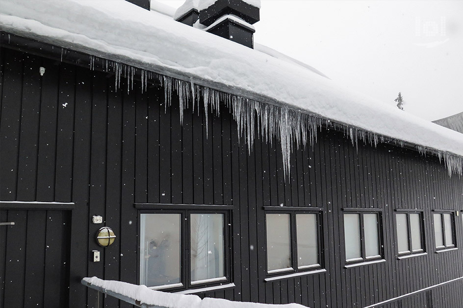 Dicke Eiszapfen am Team-Café am Holmenkollen