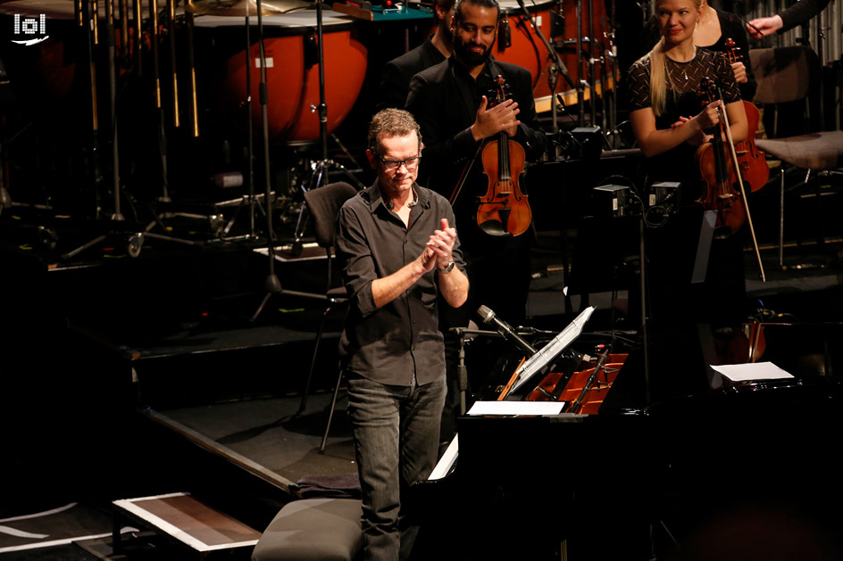 Konstantin Wecker & das Kammerorchester der Bayerischen Philharmonie, Ltg. Mark Mast // „WELTENBRAND“