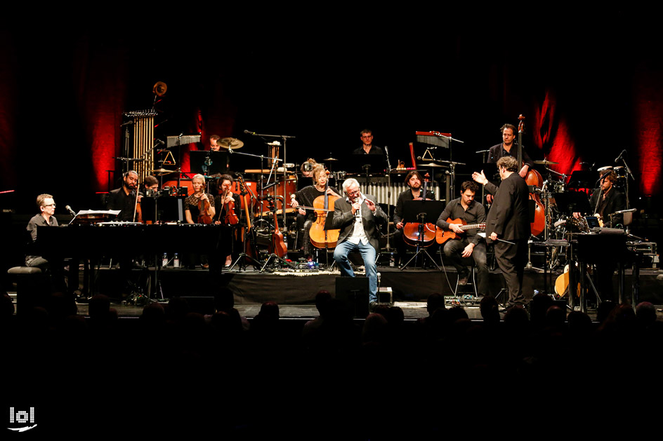 Konstantin Wecker & das Kammerorchester der Bayerischen Philharmonie, Ltg. Mark Mast // „WELTENBRAND“