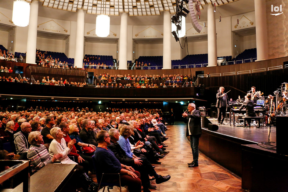 Konstantin Wecker & das Kammerorchester der Bayerischen Philharmonie, Ltg. Mark Mast // „WELTENBRAND“