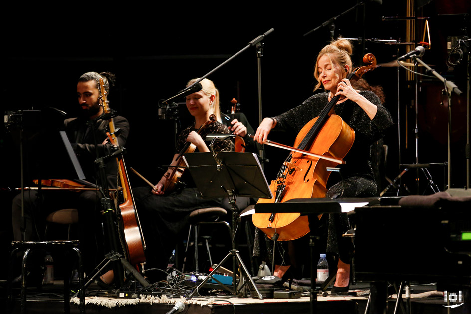 Konstantin Wecker & das Kammerorchester der Bayerischen Philharmonie, Ltg. Mark Mast // „WELTENBRAND“