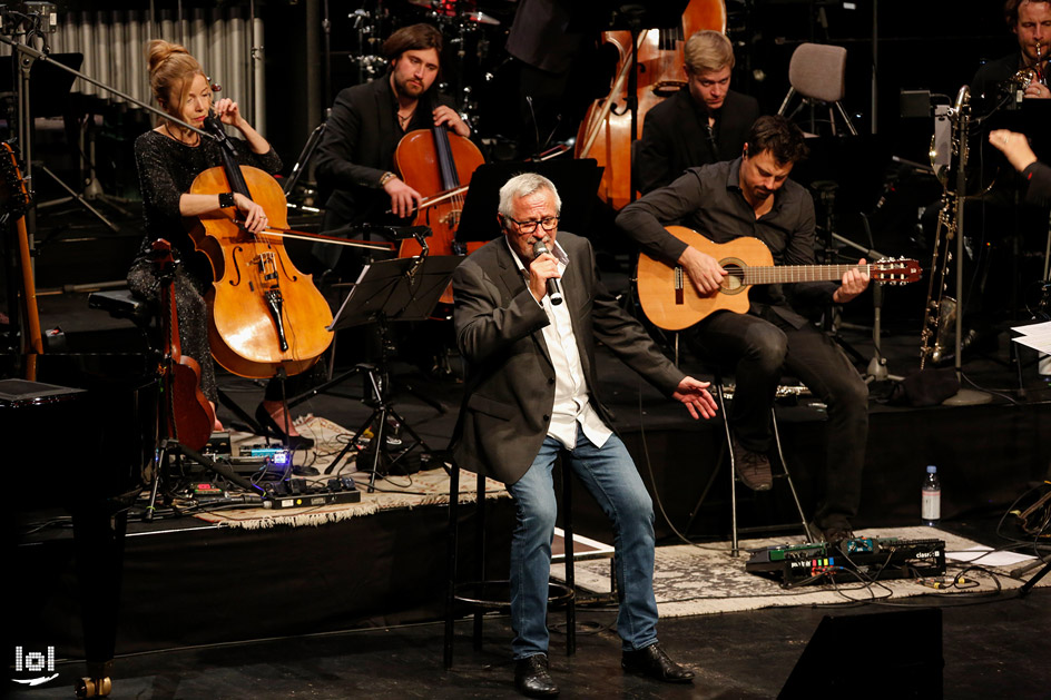 Konstantin Wecker & das Kammerorchester der Bayerischen Philharmonie, Ltg. Mark Mast // „WELTENBRAND“