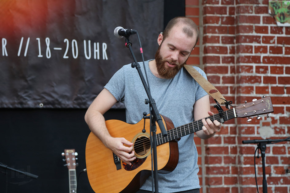 Lukas Dröse „ALLES WIRD“ / KNUST ACOUSTICS