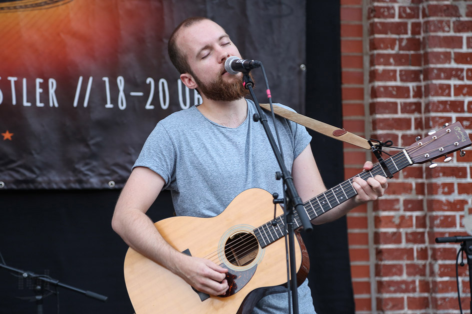 Lukas Dröse „ALLES WIRD“ / KNUST ACOUSTICS