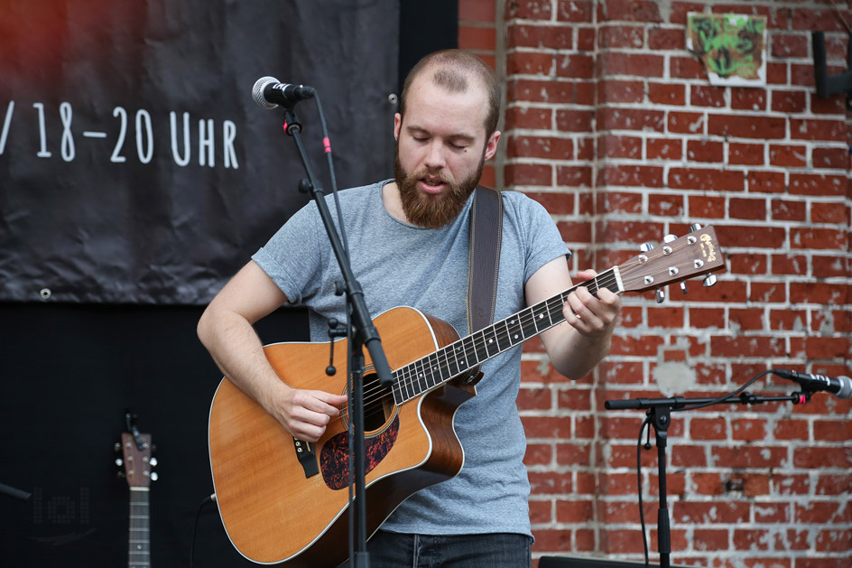 Lukas Dröse „ALLES WIRD“ / KNUST ACOUSTICS