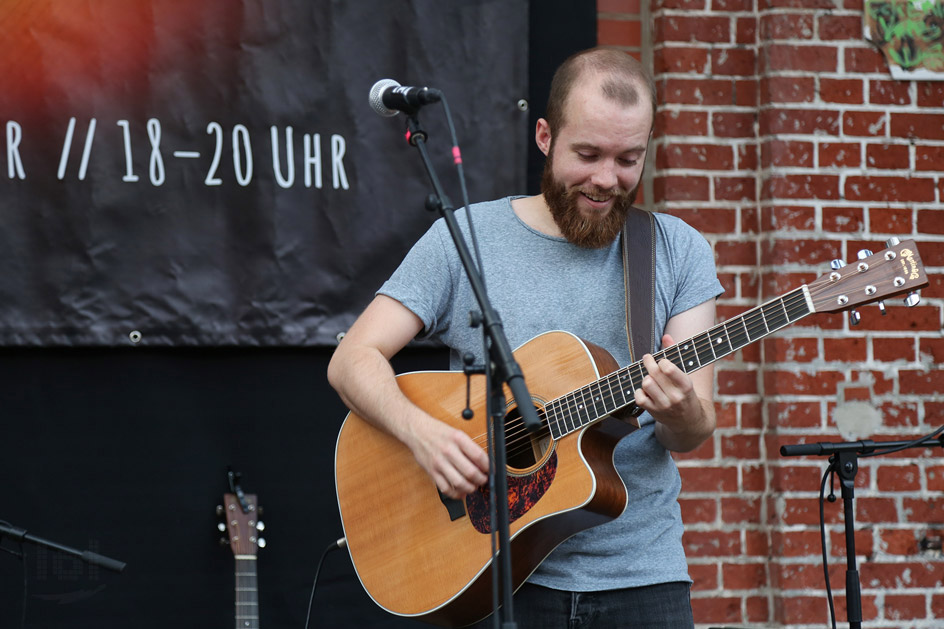 Lukas Dröse „ALLES WIRD“ / KNUST ACOUSTICS