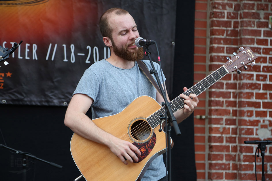 Lukas Dröse „ALLES WIRD“ / KNUST ACOUSTICS