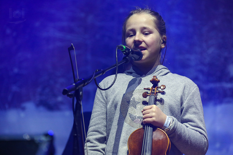 Konzertfotos: Dieter „Maschine“ Birr auf Tour mit seinem Weihnachtsalbum „ALLE WINTER WIEDER" / special guests: Gina-Sophie, Chiara & Jana Gaebelein