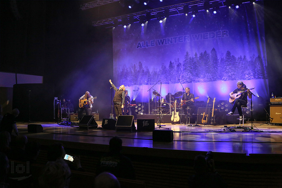 Konzertfotos: Dieter „Maschine“ Birr auf Tour mit seinem Weihnachtsalbum „ALLE WINTER WIEDER" / special guest: Tobias Künzel