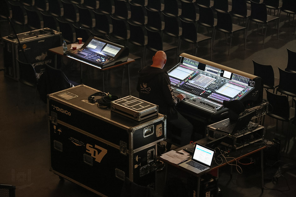 Dieter „Maschine“ Birr auf Tour mit seinem Weihnachtsalbum „ALLE WINTER WIEDER" / Soundcheck & backstage