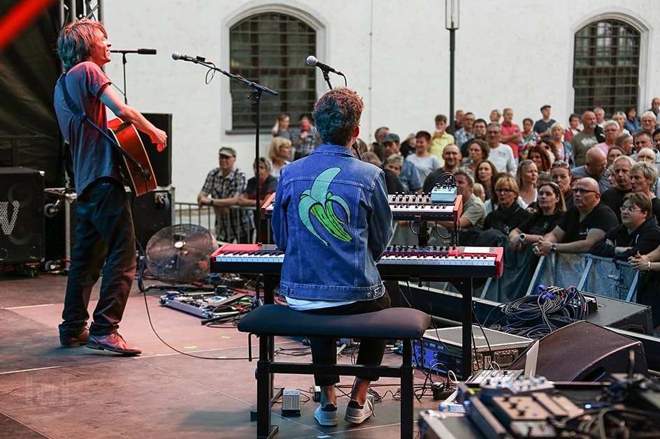 Max Prosa, live in concert, Supporting Act von SILLY