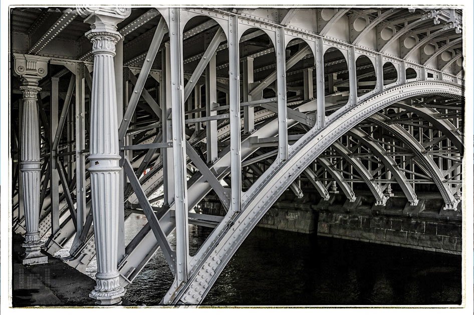 Histrorische Stahlbrücke in Oslo